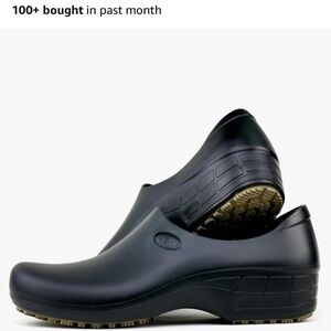 Sticky Nursing Shoes